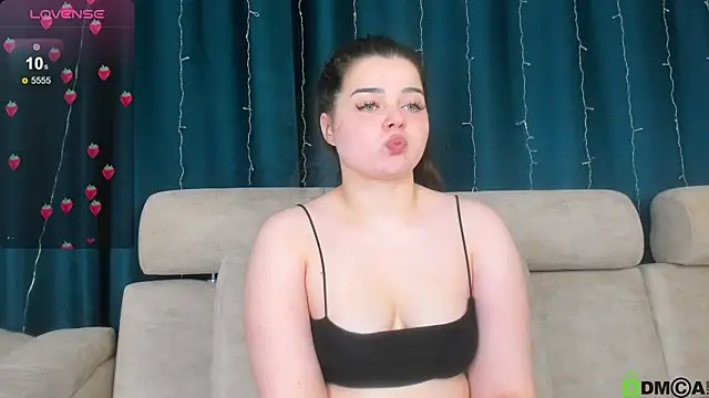 Lola Popp online show from 22, 11, 2025