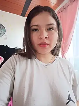 Snapshot of Isa_Acosta chatting on 7, 7, 2026 Isa Acosta online show from 7, 7, 2026