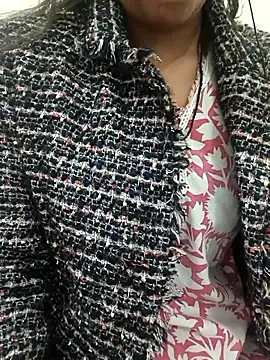 Alia-00 online show from 15, 12, 2025