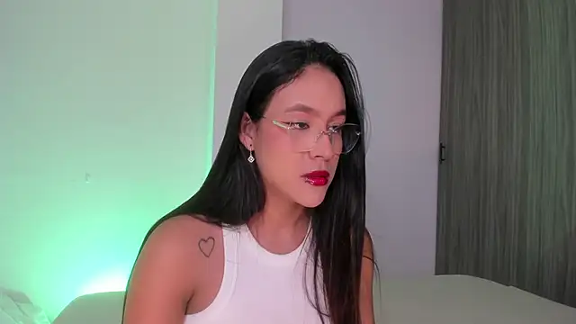 LaurenMitchell1 online show from 8, 1, 2026