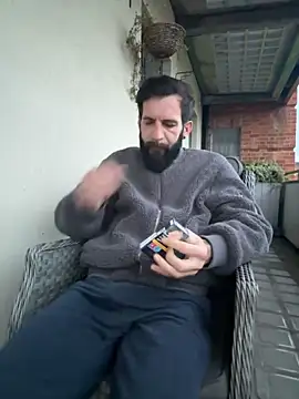 Snapshot of Michel_huge chatting on 22, 11, 2025 Michel huge online show from 22, 11, 2025