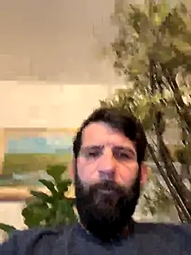 Snapshot of Michel_huge chatting on 23, 11, 2025 Michel huge online show from 23, 11, 2025