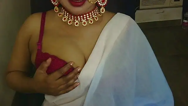 Snapshot of QUEEN_SAKHI- chatting on 28, 9, 2025 QUEEN SAKHI- online show from 28, 9, 2025