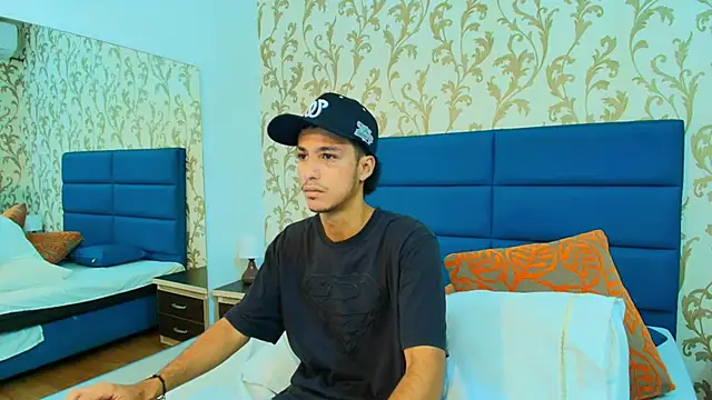 Snapshot of Marcus_Jeron chatting on 26, 10, 2025 Marcus Jeron online show from 26, 10, 2025