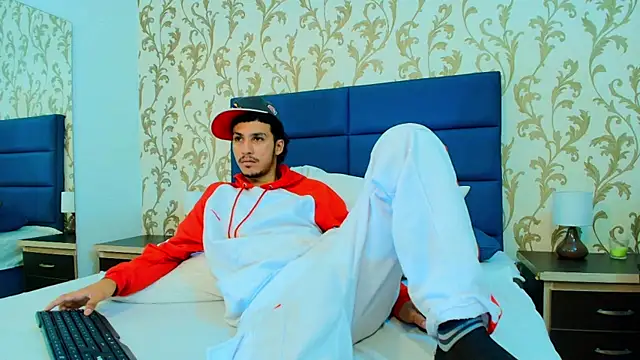 Snapshot of Marcus_Jeron chatting on 12, 11, 2025 Marcus Jeron online show from 12, 11, 2025