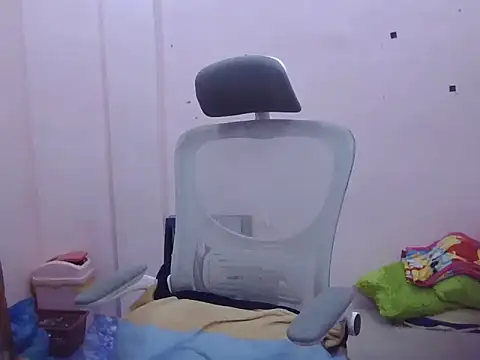 WildPussy4uxx online show from 16, 11, 2025