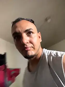 Snapshot of Alejand276765 chatting on 10, 10, 2025 Alejand276765 online show from 10, 10, 2025