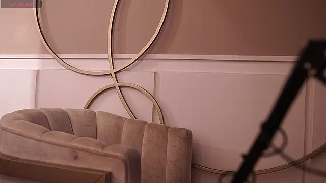 Ariaa Isabell online show from 12, 11, 2025