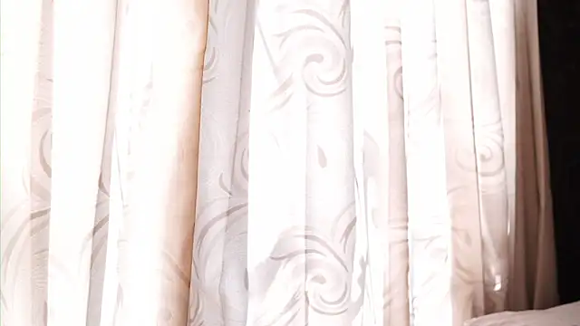 Ariaa Isabell online show from 3, 12, 2025