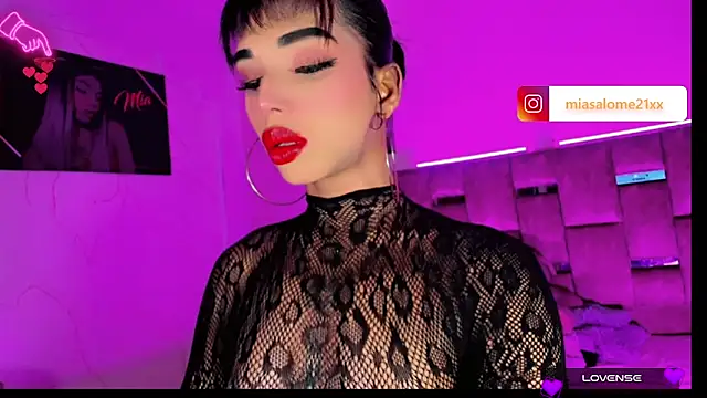 LADY-HOT-SEXY- online show from 7, 1, 2026