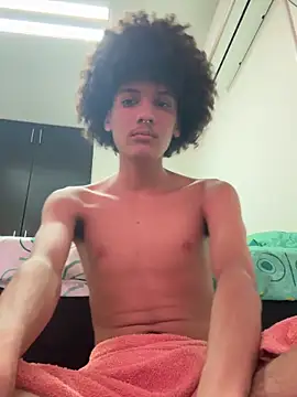 Snapshot of Max_Rain chatting on 17, 10, 2025 Max Rain online show from 17, 10, 2025