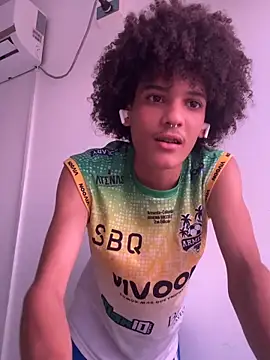 Snapshot of Max_Rain chatting on 18, 10, 2025 Max Rain online show from 18, 10, 2025