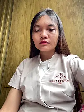 Snapshot of Duyen02 chatting on 9, 10, 2025 Duyen02 online show from 9, 10, 2025