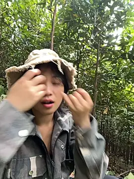 Snapshot of Phayphay77 chatting on 27, 10, 2025 Phayphay77 online show from 27, 10, 2025