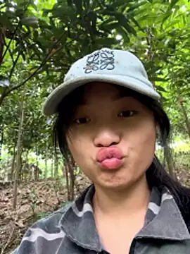 Snapshot of Phayphay77 chatting on 17, 11, 2025 Phayphay77 online show from 17, 11, 2025