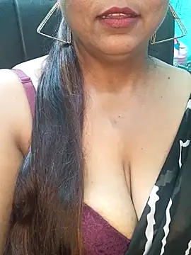 Snapshot of Bhanu-Sharma chatting on 3, 6, 2026 Bhanu-Sharma online show from 3, 6, 2026