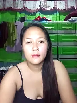 Snapshot of pretty_me092121 chatting on 17, 12, 2025 pretty me092121 online show from 17, 12, 2025