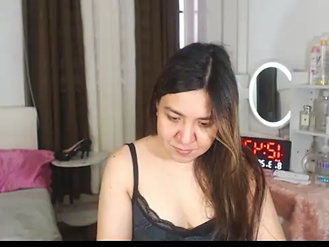 stellahugeX online show from 8, 3, 2026