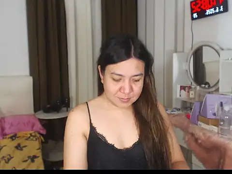 Snapshot of stellahugeX chatting on 3, 6, 2026 stellahugeX online show from 3, 6, 2026