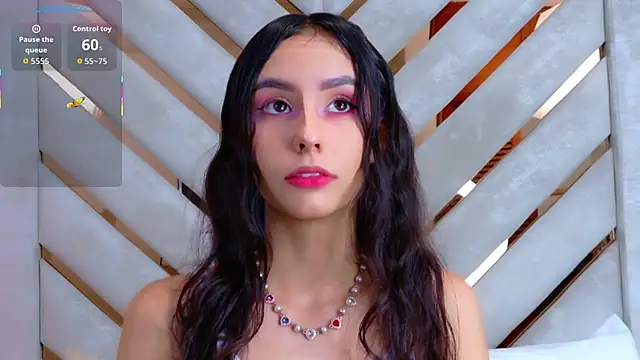 Sarah-Grace online show from 27, 10, 2025