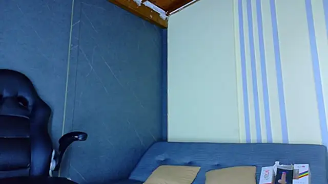 ALANNFERRER online show from 6, 4, 2026