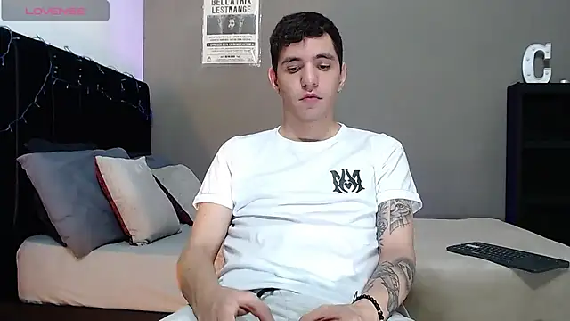 Matteo12  online show from 15, 12, 2025