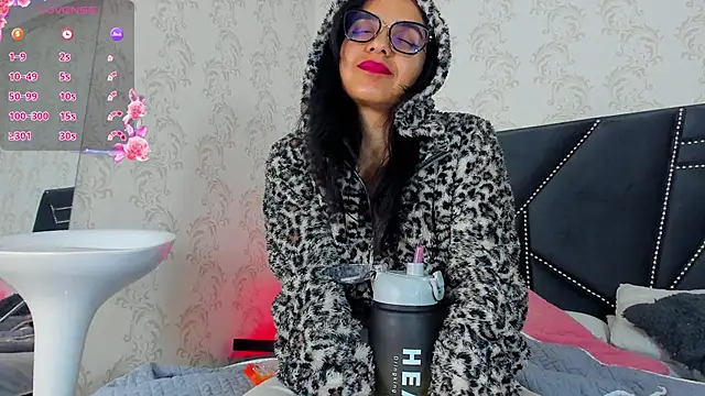 white leti online show from 26, 11, 2025