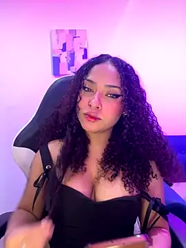 Snapshot of Kass_1 chatting on 22, 11, 2025 Kass 1 online show from 22, 11, 2025