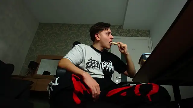 Snapshot of FelixStarkk chatting on 3, 11, 2025 FelixStarkk online show from 3, 11, 2025