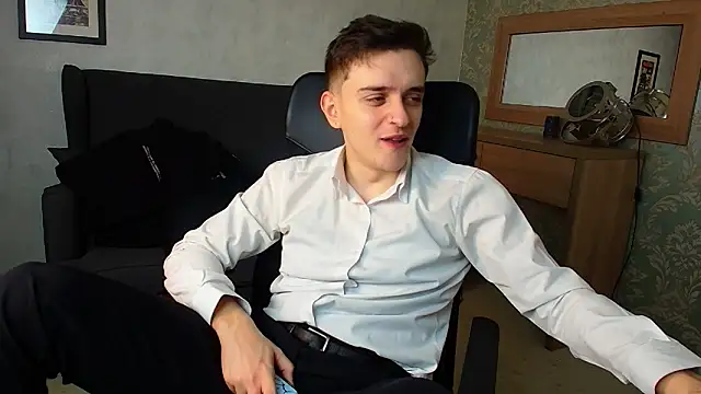 Snapshot of FelixStarkk chatting on 27, 11, 2025 FelixStarkk online show from 27, 11, 2025