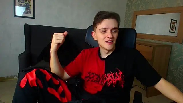 Snapshot of FelixStarkk chatting on 5, 12, 2025 FelixStarkk online show from 5, 12, 2025