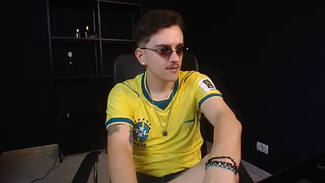 Snapshot of FelixStarkk chatting on 26, 6, 2026 FelixStarkk online show from 26, 6, 2026