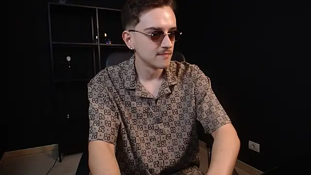 Snapshot of FelixStarkk chatting on 7, 7, 2026 FelixStarkk online show from 7, 7, 2026