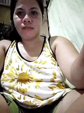 Snapshot of phoenix_1994 chatting on 22, 10, 2025 phoenix 1994 online show from 22, 10, 2025