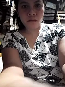 Snapshot of phoenix_1994 chatting on 15, 11, 2025 phoenix 1994 online show from 15, 11, 2025