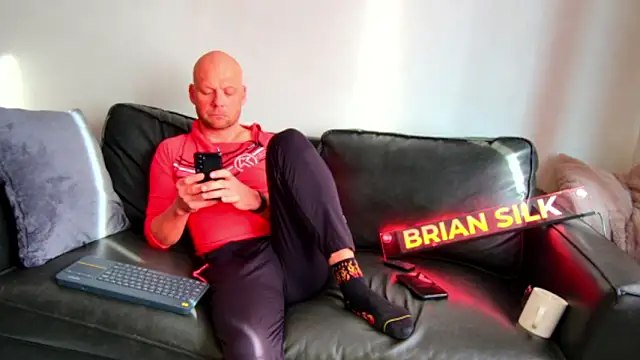 BRIANSILK77 online show from 11, 1, 2026