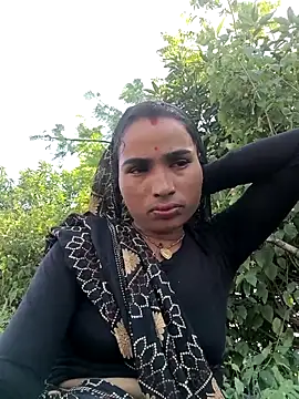 Snapshot of Hot_raaani chatting on 24, 9, 2025 Hot raaani online show from 24, 9, 2025