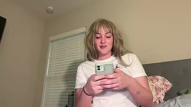 anamira1 online show from 9, 3, 2026