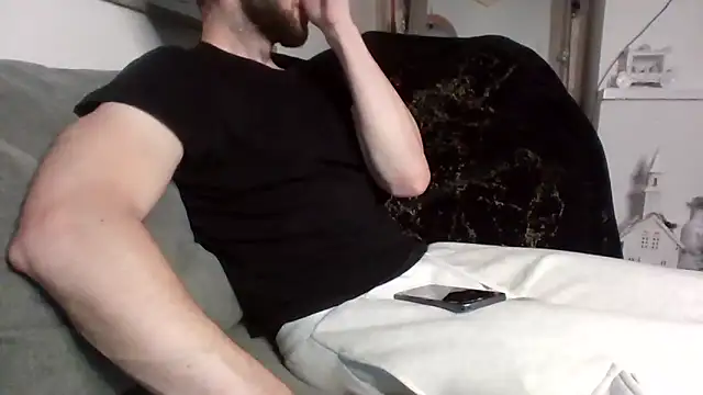 Snapshot of MasterJakeJohns chatting on 22, 11, 2025 MasterJakeJohns online show from 22, 11, 2025