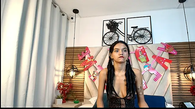Snapshot of Cinthiabaker chatting on 27, 9, 2025 Cinthiabaker online show from 27, 9, 2025