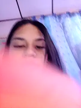 Snapshot of sofi_zzz chatting on 7, 1, 2026 sofi zzz online show from 7, 1, 2026