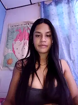 Snapshot of sofi_zzz chatting on 8, 1, 2026 sofi zzz online show from 8, 1, 2026