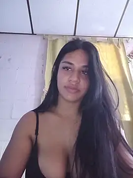 Snapshot of sofi_zzz chatting on 28, 5, 2026 sofi zzz online show from 28, 5, 2026