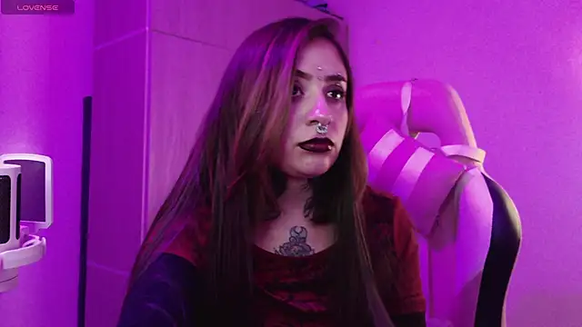 Snapshot of vainilla_doll chatting on 2, 12, 2025 vainilla doll online show from 2, 12, 2025