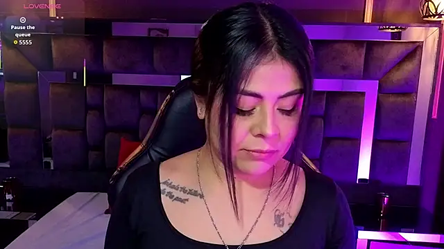 Snapshot of Aniajoness_ chatting on 5, 11, 2025 Aniajoness online show from 5, 11, 2025