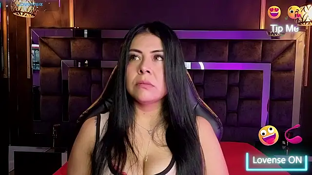 Snapshot of Aniajoness_ chatting on 14, 12, 2025 Aniajoness online show from 14, 12, 2025