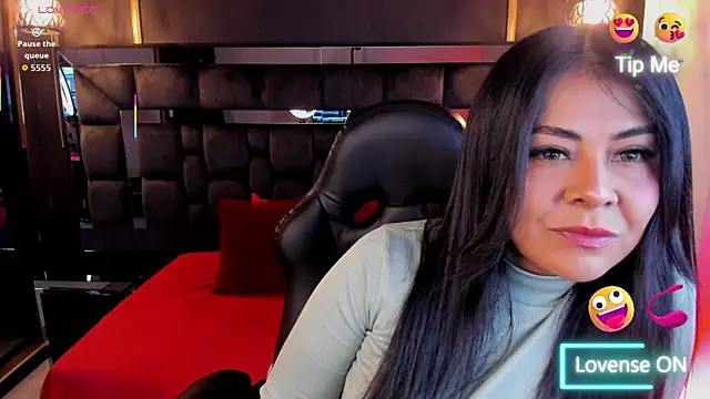 Aniajoness  online show from 15, 4, 2026