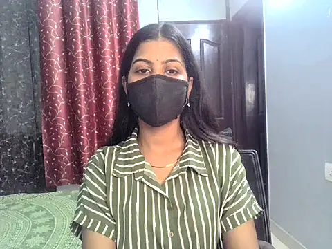 Snapshot of Meri_Cutie_Pie chatting on 17, 11, 2025 Meri Cutie Pie online show from 17, 11, 2025