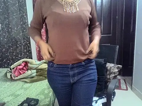 Snapshot of Meri_Cutie_Pie chatting on 29, 11, 2025 Meri Cutie Pie online show from 29, 11, 2025