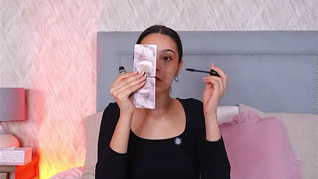 Sofy Bradd online show from 11, 10, 2025